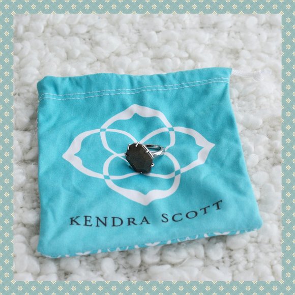 Kendra Scott Cocktail Ring - Picture 1 of 4